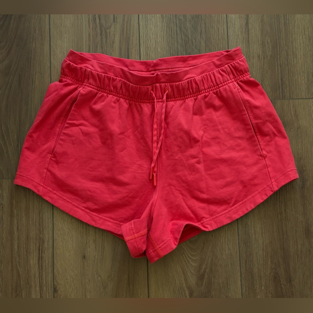 Lululemon Inner Glow Shorts 3” Terry Size 8 Cotton Red Casual Outdoor Feminine - Picture 3 of 6